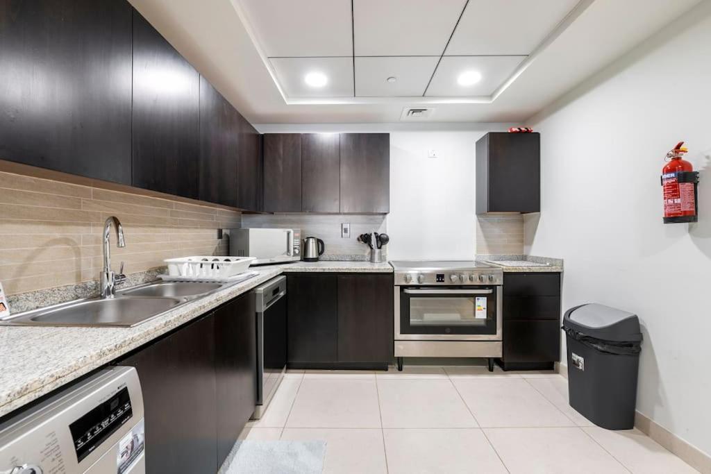 דובאי Balqis Residense Palm Jumeirah,Pool, Beach, Top Floor, Full Sea View, Restaurants מראה חיצוני תמונה